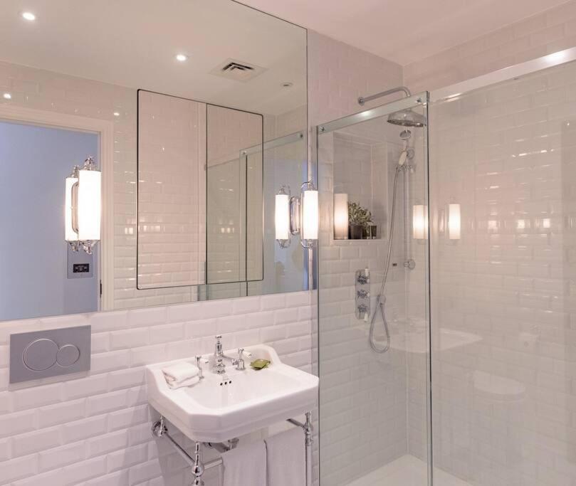 Modern, Luxurious 1br Flat- Heart Of Covent Garden Londres