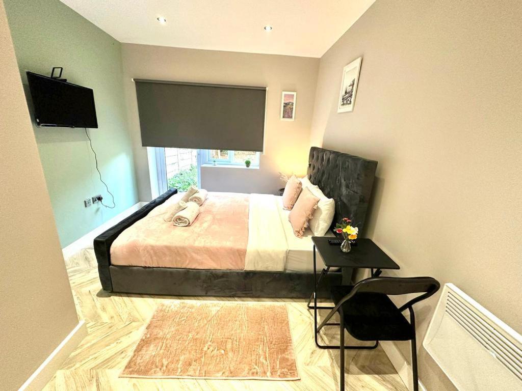 Lewisham Suites - Se6 Guest house London