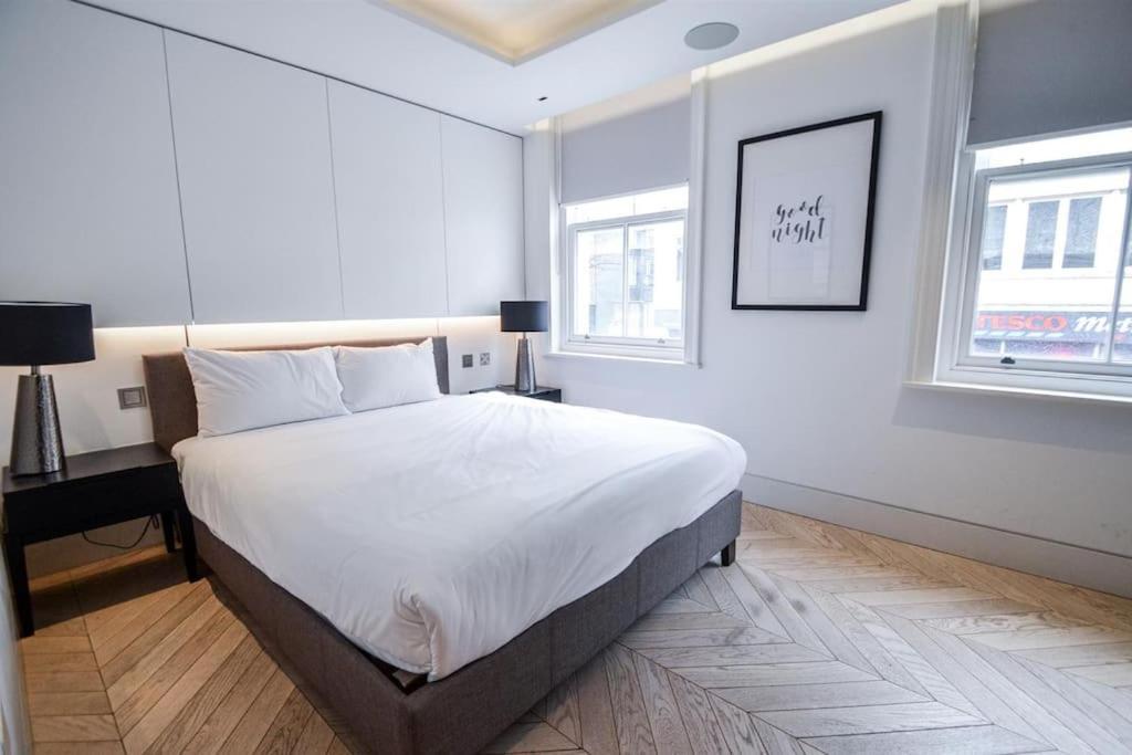 Stunning 2 Bedroom With Terrace Apartamento