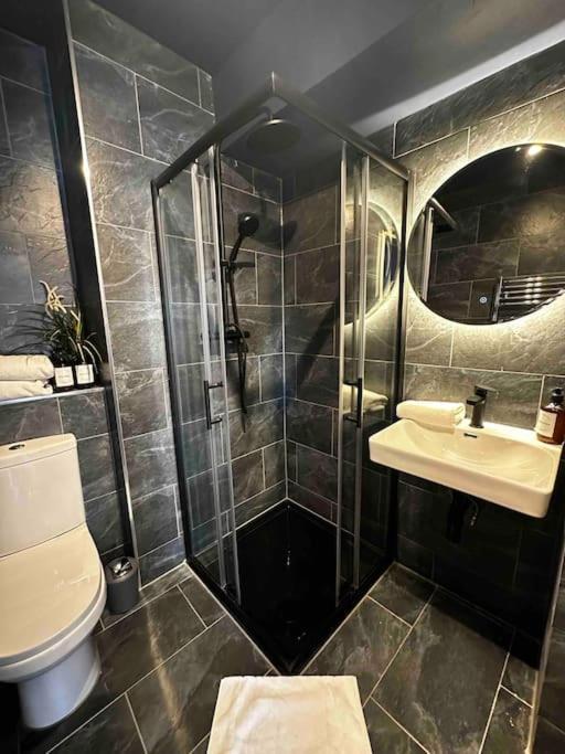 Stylish For 3 Near Regent's Park N3