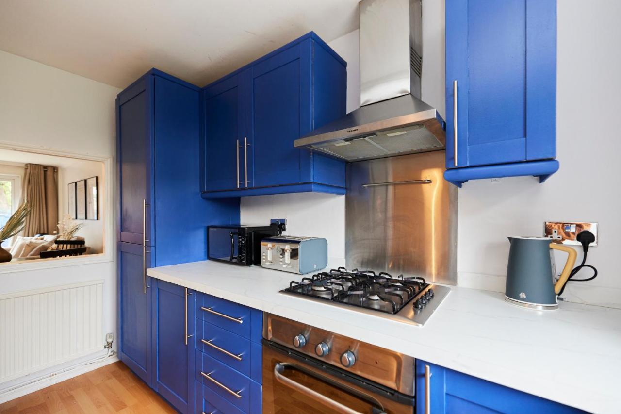 The Chiswick Escape - Lovely 2bdr House With Garden Apartment London