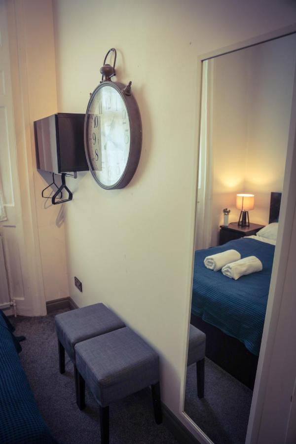 Warren Apartment London
