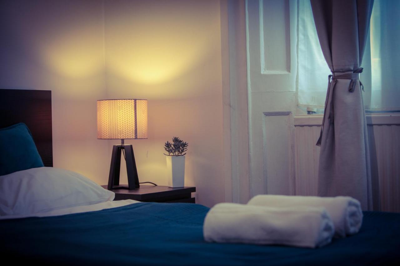 Warren Apartment London