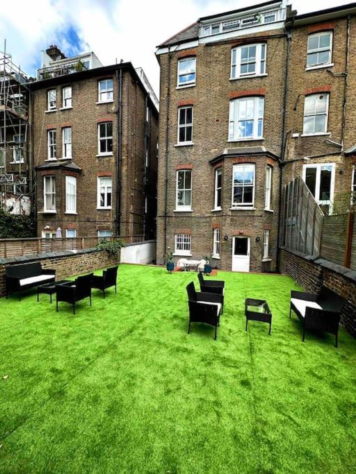 Cozy Near Regent's Park N9 Londres