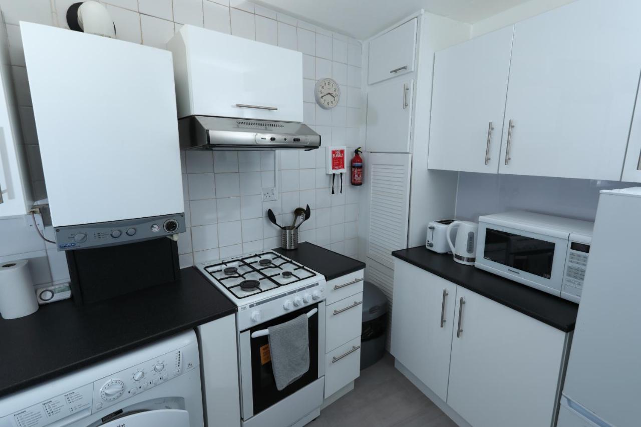 Apartment Self Contained 2 Bedroom Flat In Southwark *