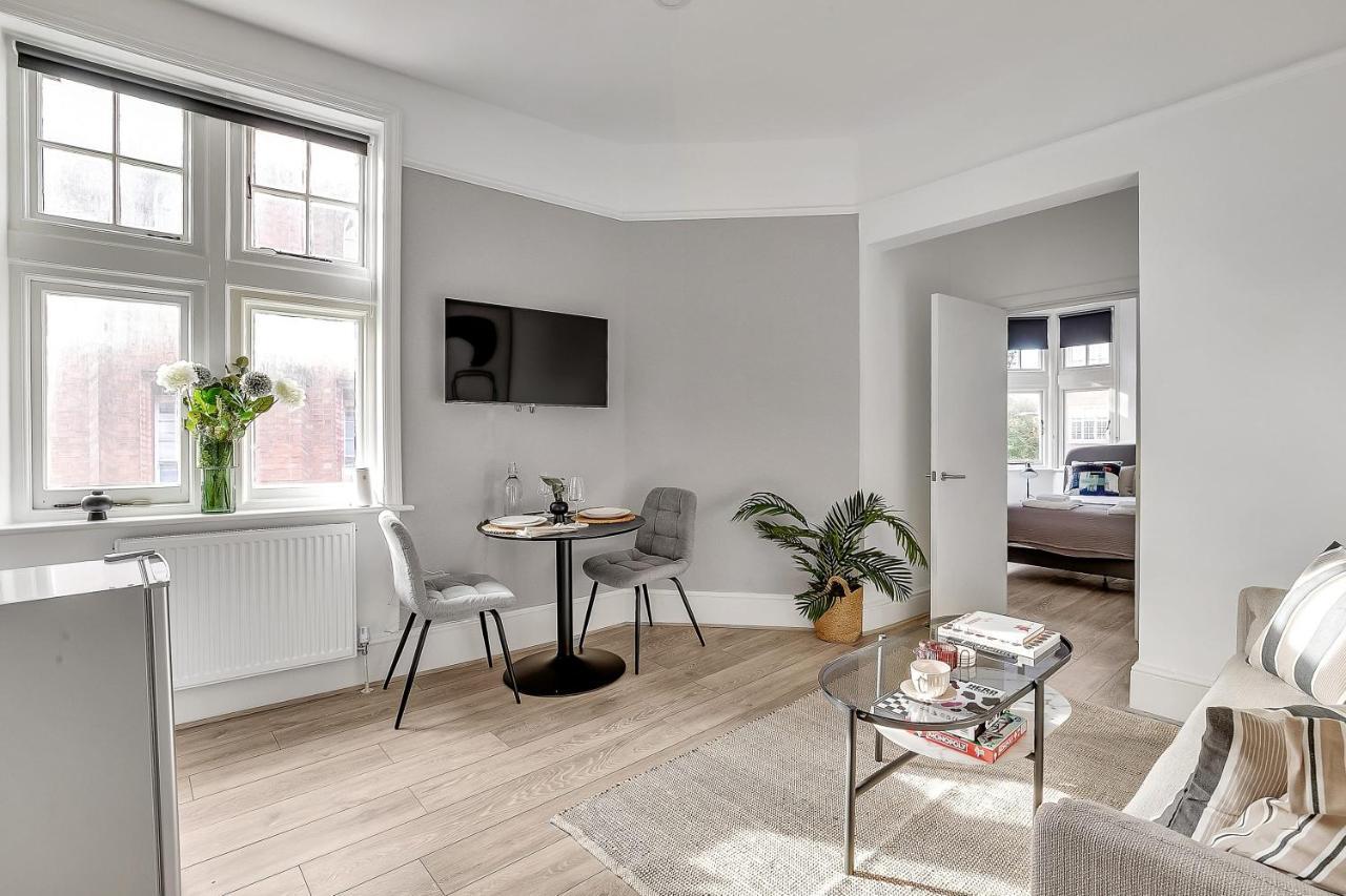 The Abingdon * London