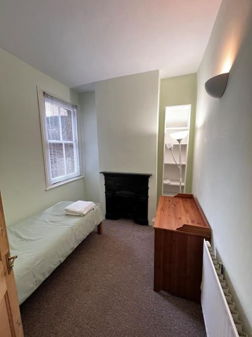 3 Bed Ground Floor Flat Apartamento Londres