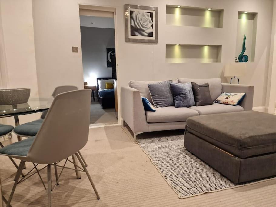 Apartment Quintessentially 'london' Flat