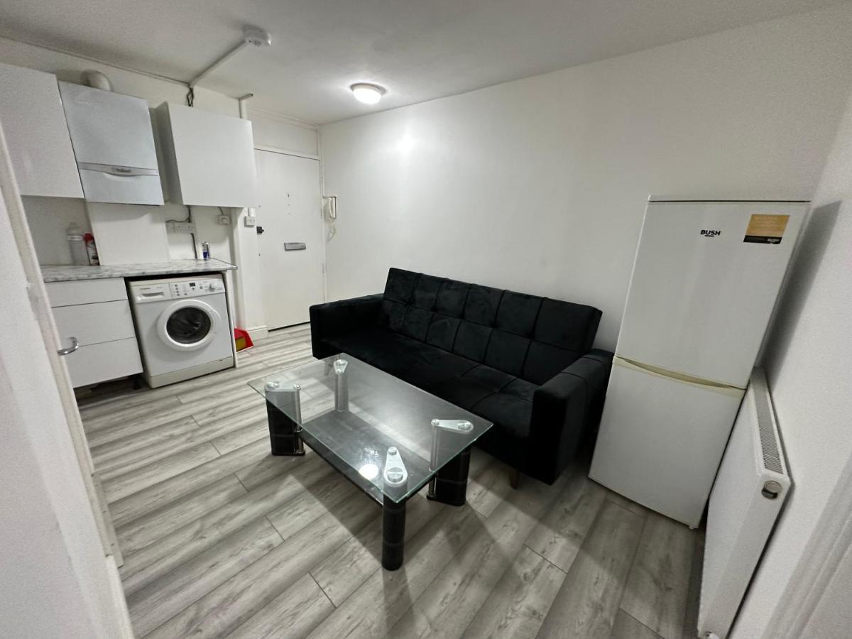 Apartment 3 Bedroom Bayswater *
