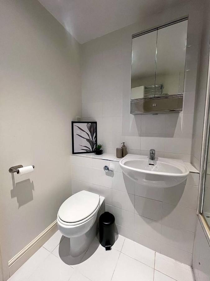 Luxury 2 Bedroom In Central At Affordable Rates Apartment