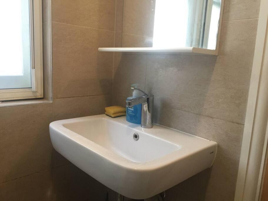 Apartamento For Family Upto 5 Londres