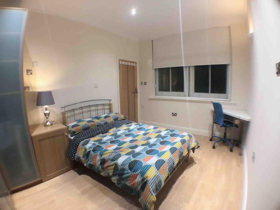For Family Upto 5 Apartamento *