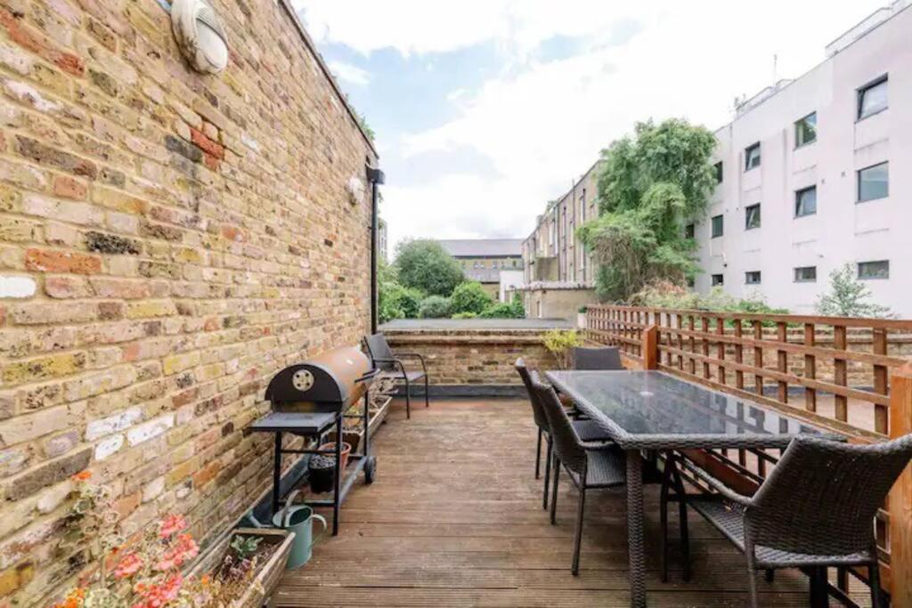 Bright And Quiet 2-bed 2-bath With Great Patio * Londres