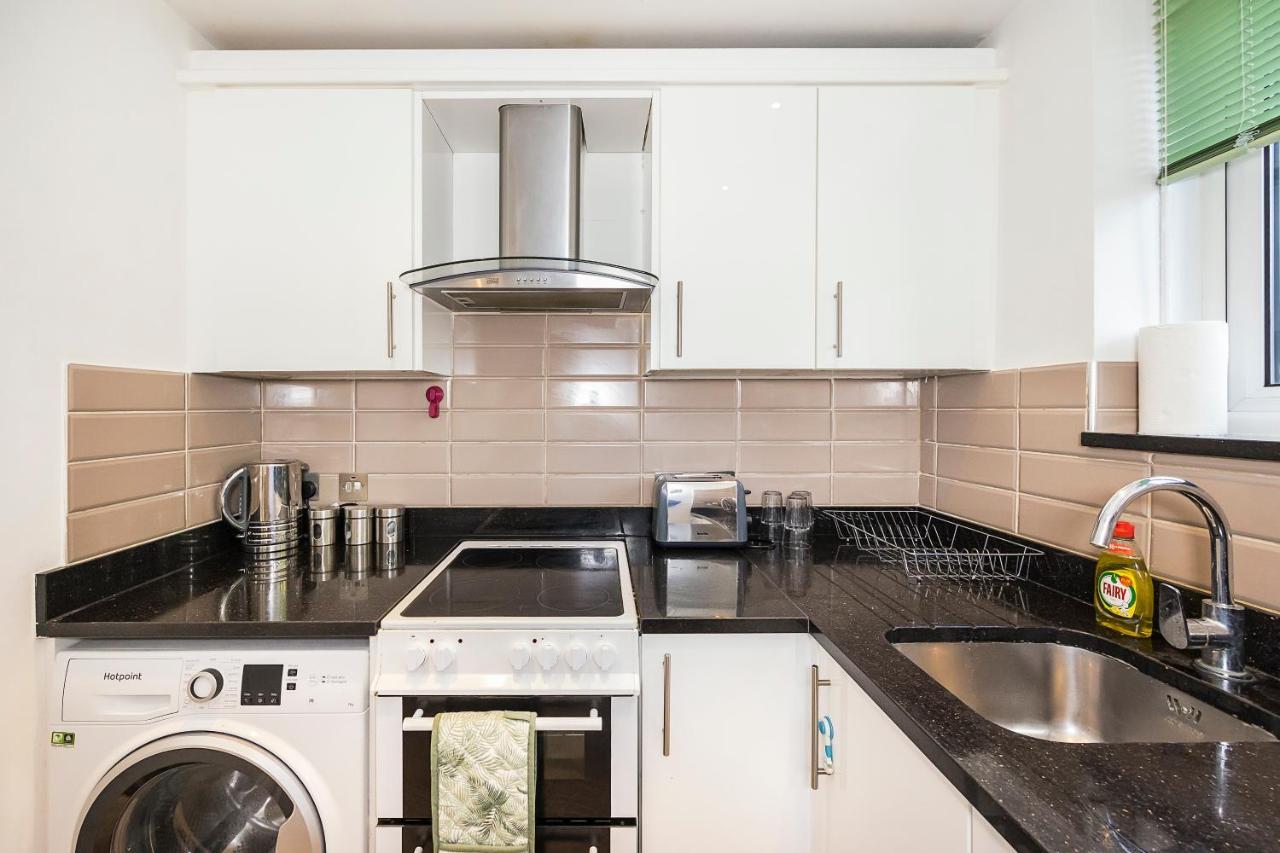 Affordable 1 Bed In Southwark * London