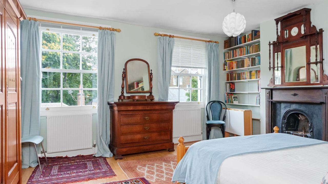 Ultra London, Modern Flat In Leafy Street Apartment London