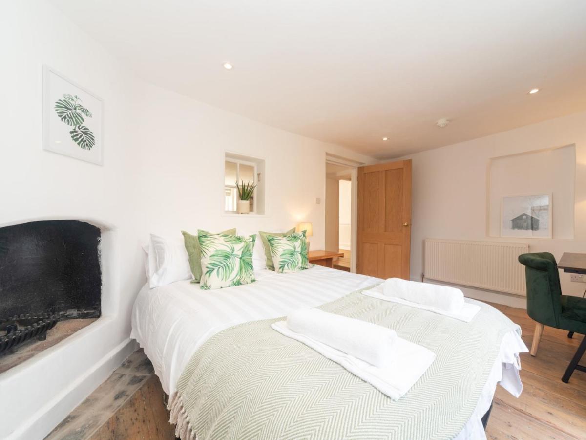 Pass The Keys Fabulous House Richmond * London