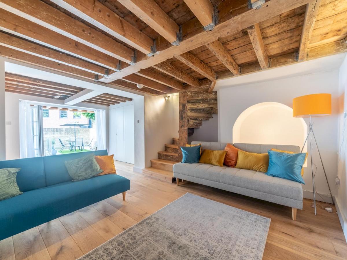 Pass The Keys Fabulous House Richmond Holiday home *