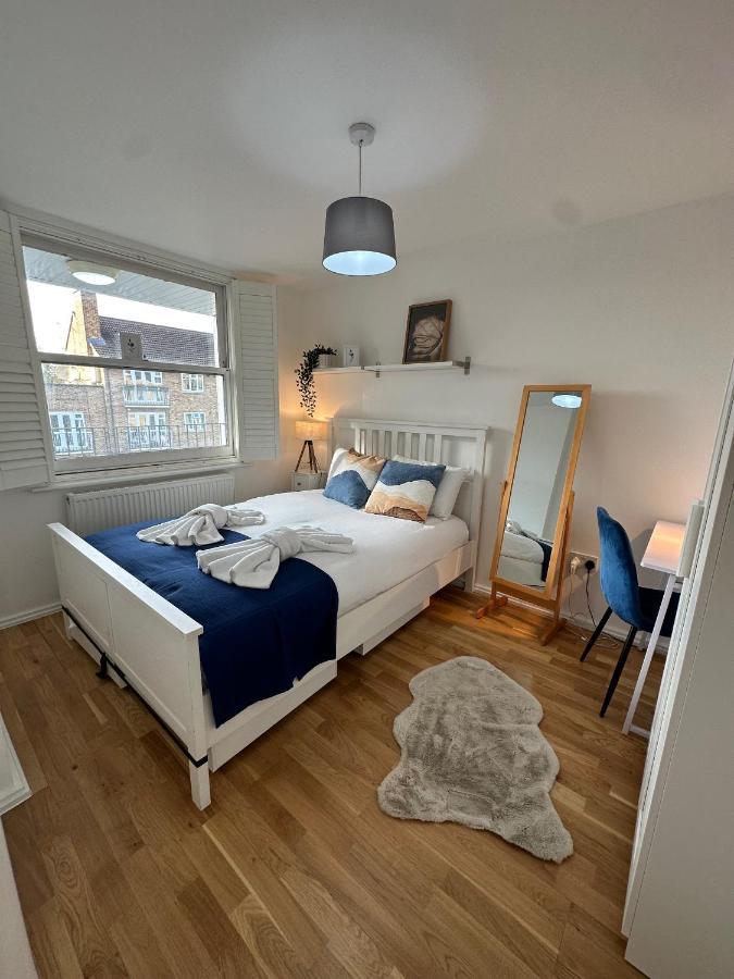 Stoke Newington Deluxe Flat * London