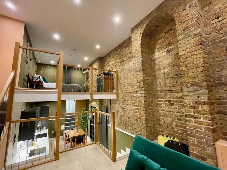 Apartment Exposed Brick Flat Finsbury Park London