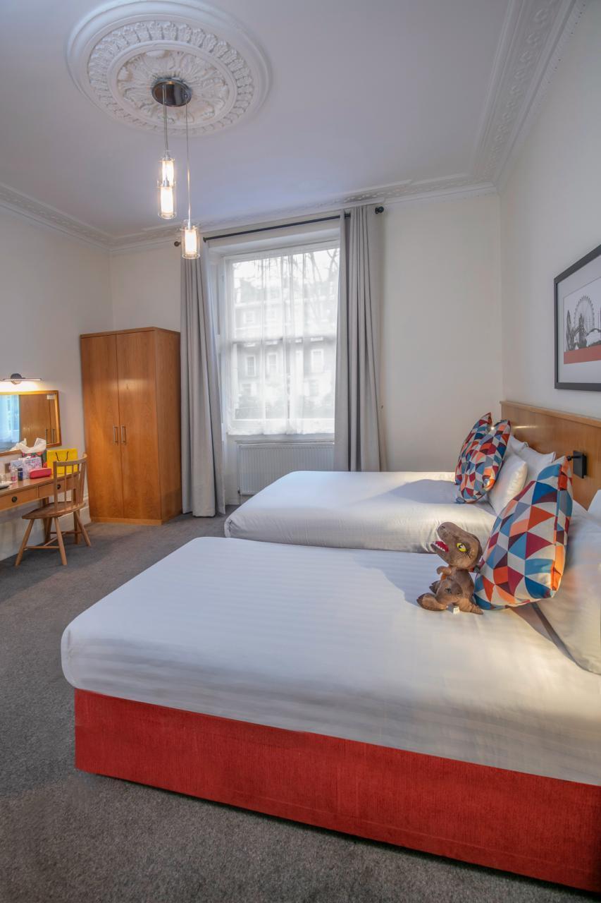 Hotel Queensway Hotel, Sure Collection By Western