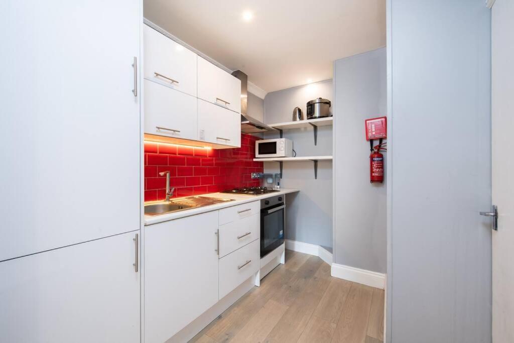 Cozy 2-bedroom Flat In Battersea London