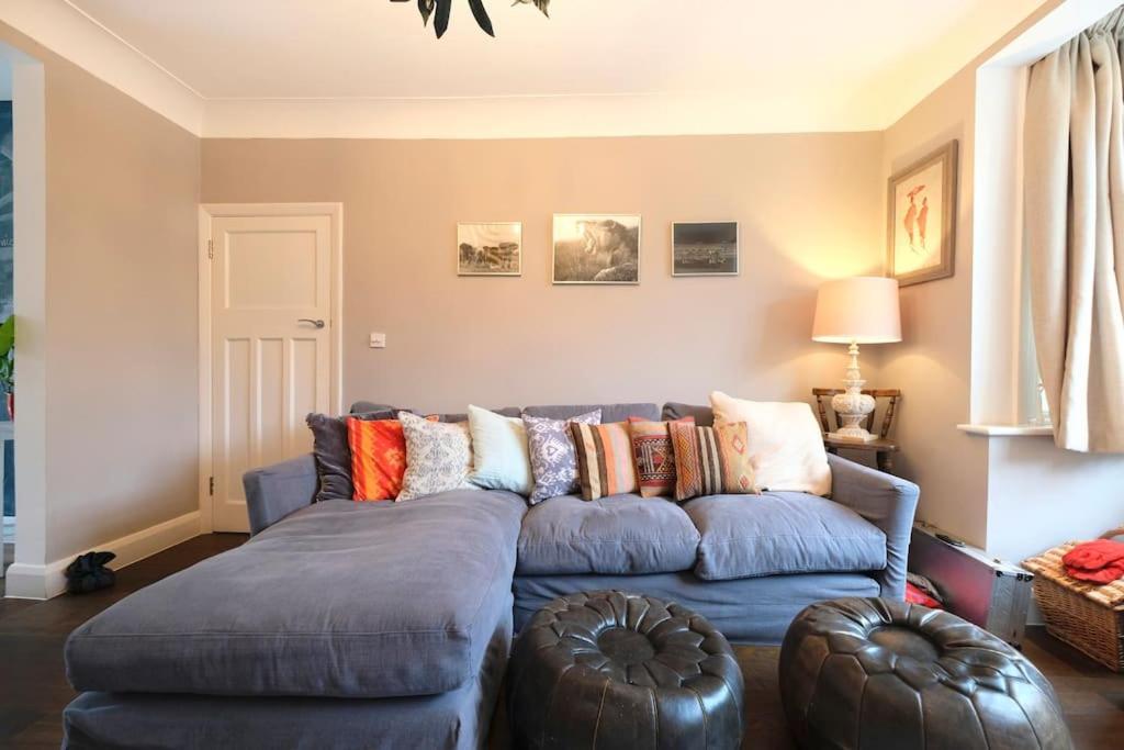A Beautiful And Welcoming And Garden Holiday home *