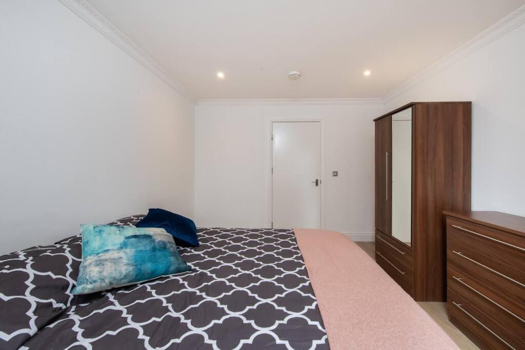 Apartment Cozy 2-bedroom Flat In Battersea