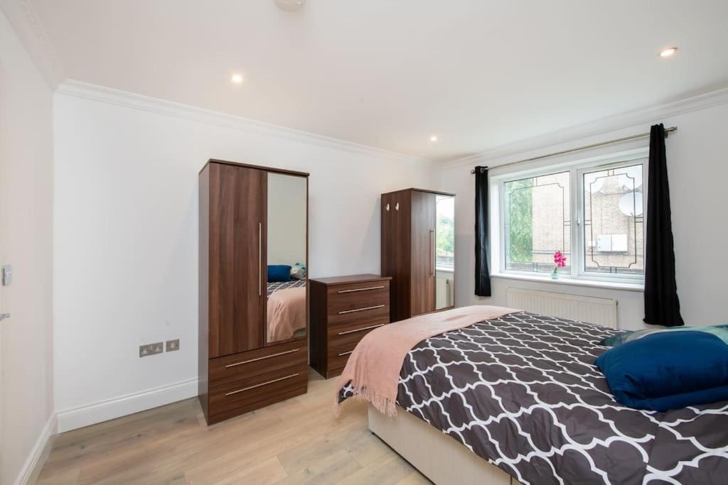 Cozy 2-bedroom Flat In Battersea Apartment *