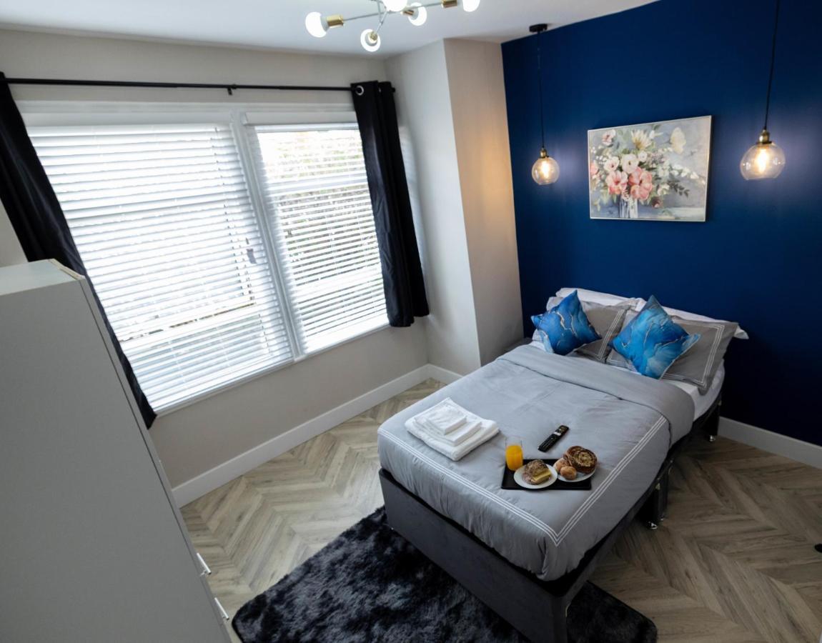 In Streatham Holiday home *