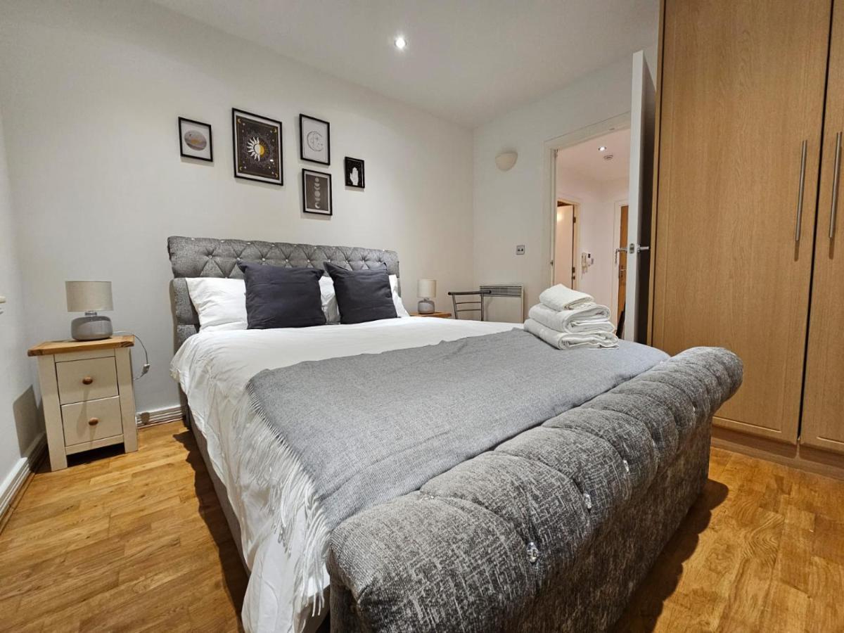 Cozy Flat Close To London