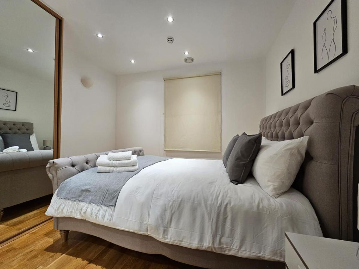 Apartment Cozy Flat Close To