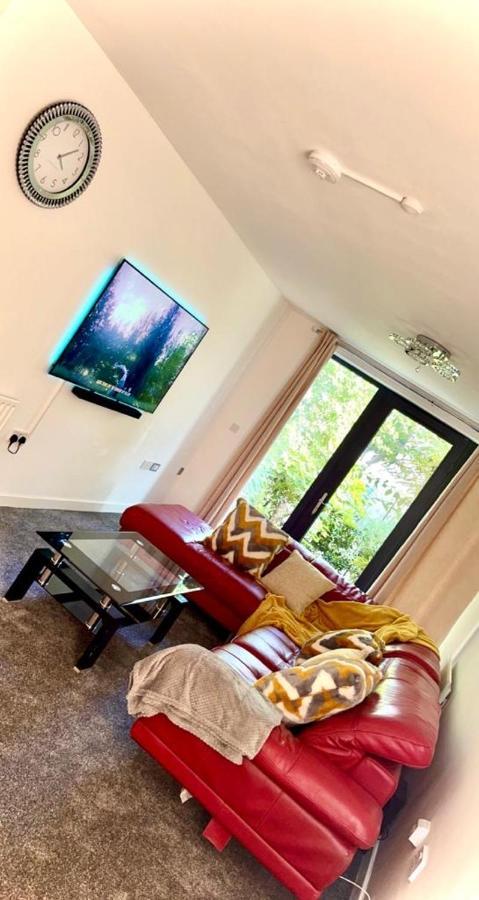 Ariel Luxury Apartment *