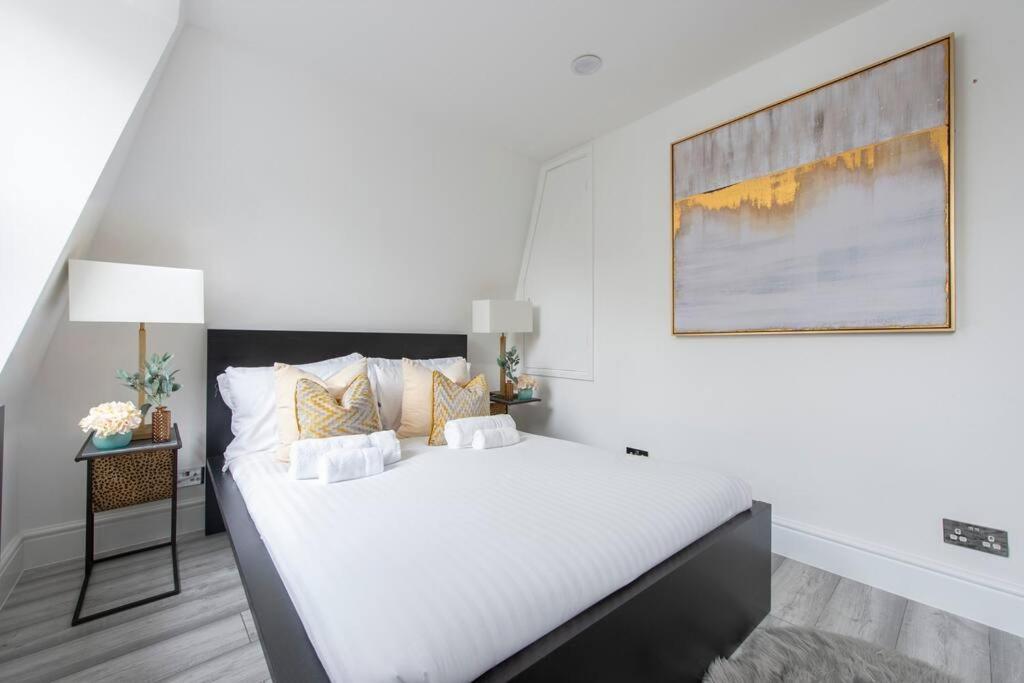 Apartment Stunning Notting Hill Not Active
