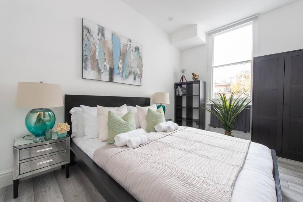 Apartment Stunning Notting Hill Not Active
