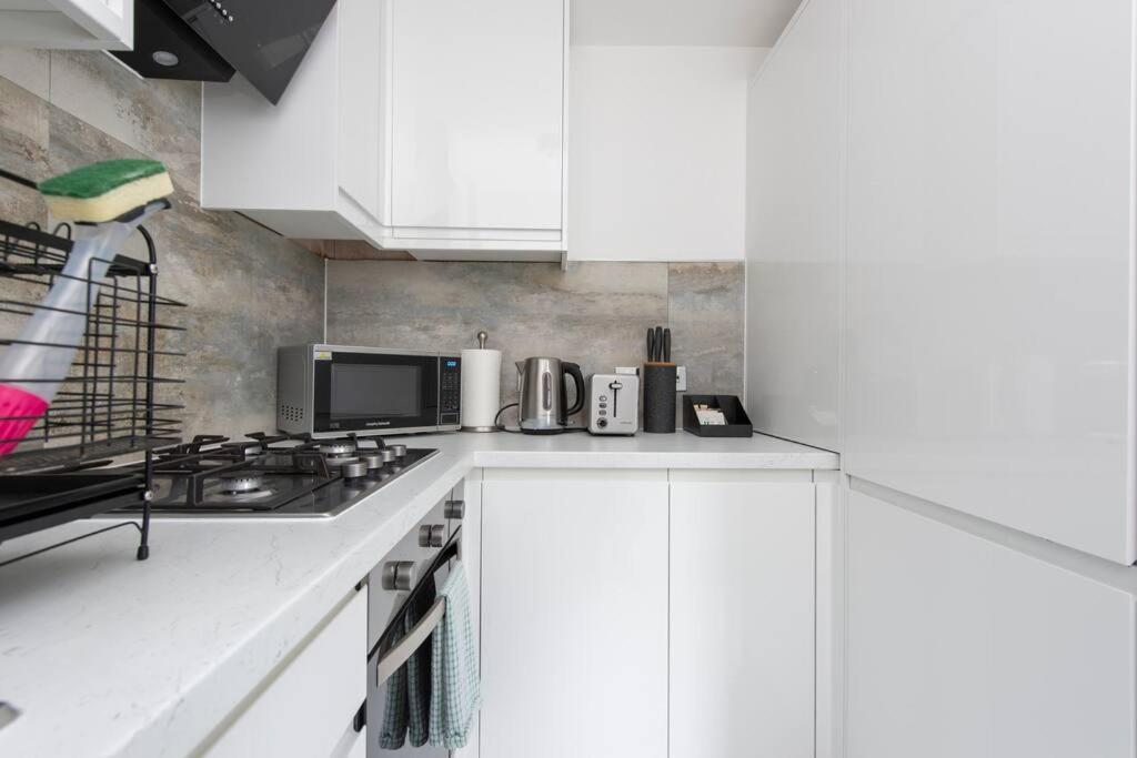 Stunning Notting Hill Not Active * London