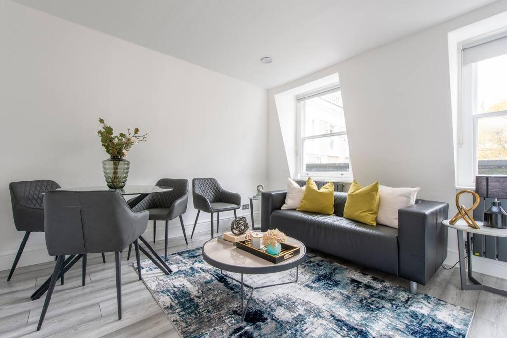 Stunning Notting Hill Not Active London