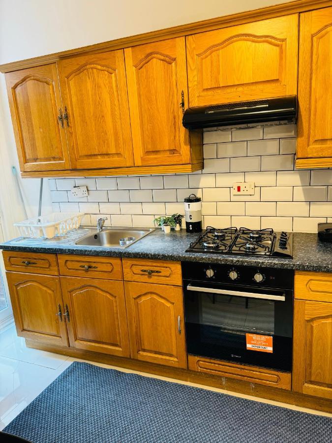 2 Bedrooms House Near Central Holiday home London