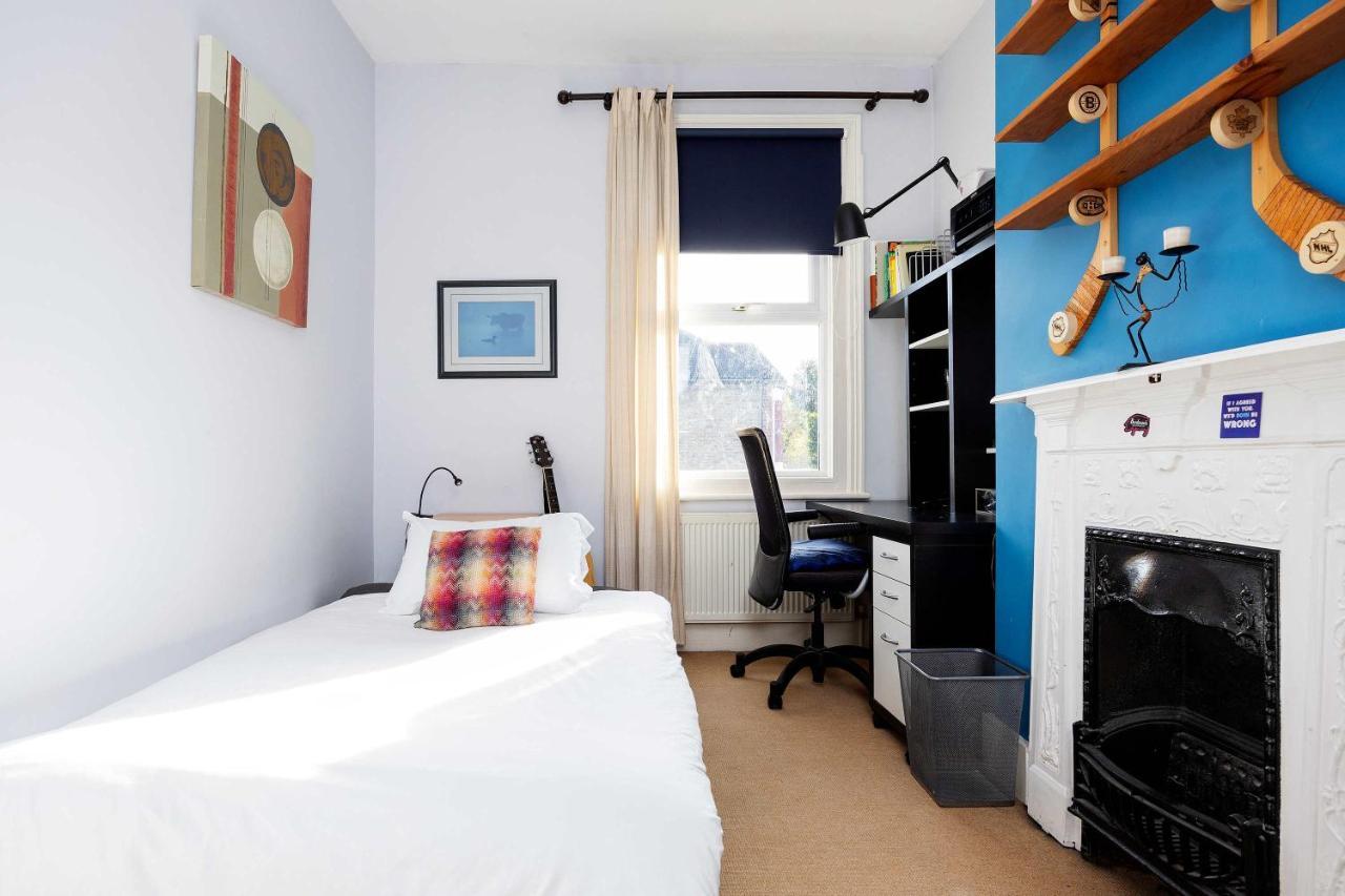 Veeve - The Tranquil Townhouse London