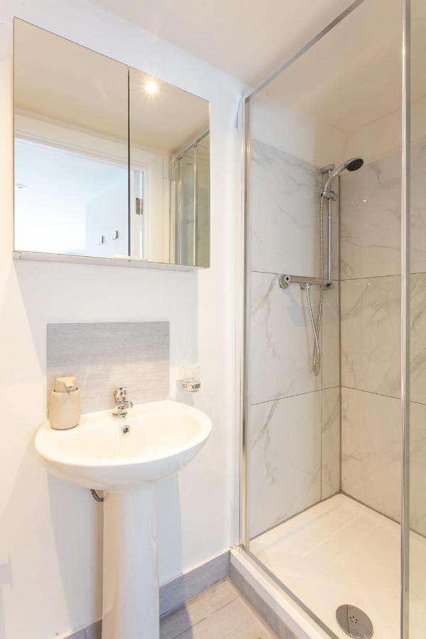 Apartment 2 Bedroom In Covent Garden Sleeps 6