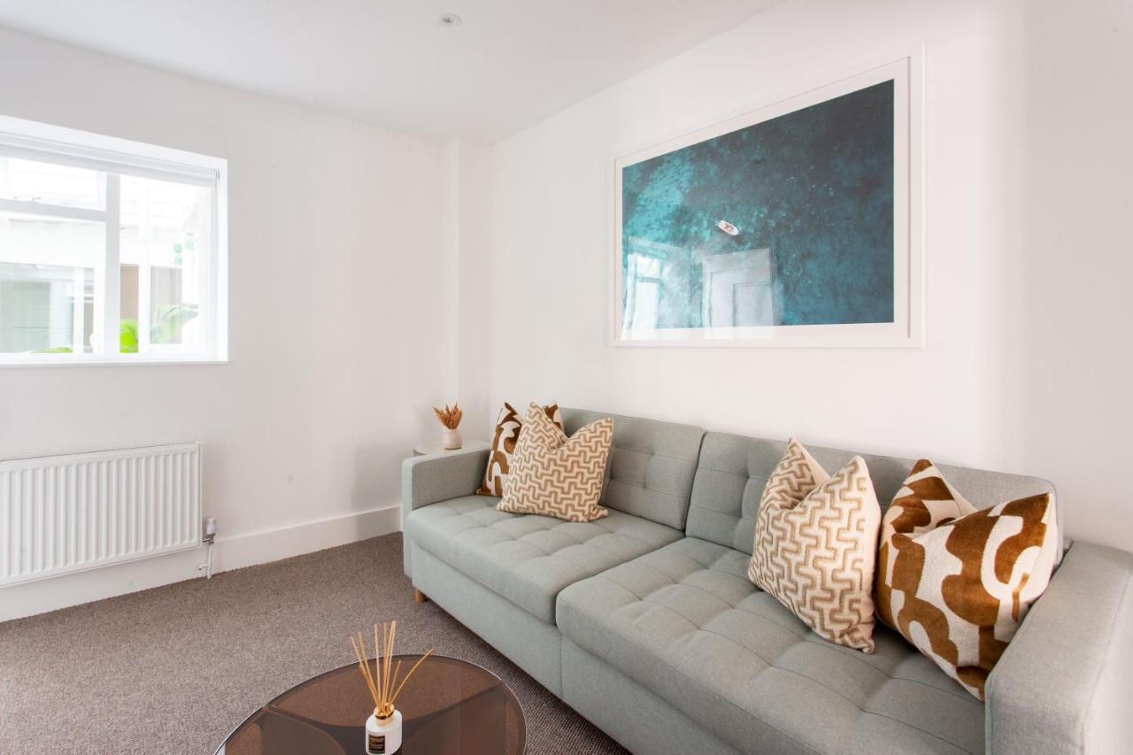 Apartment 2 Bedroom In Covent Garden Sleeps 6