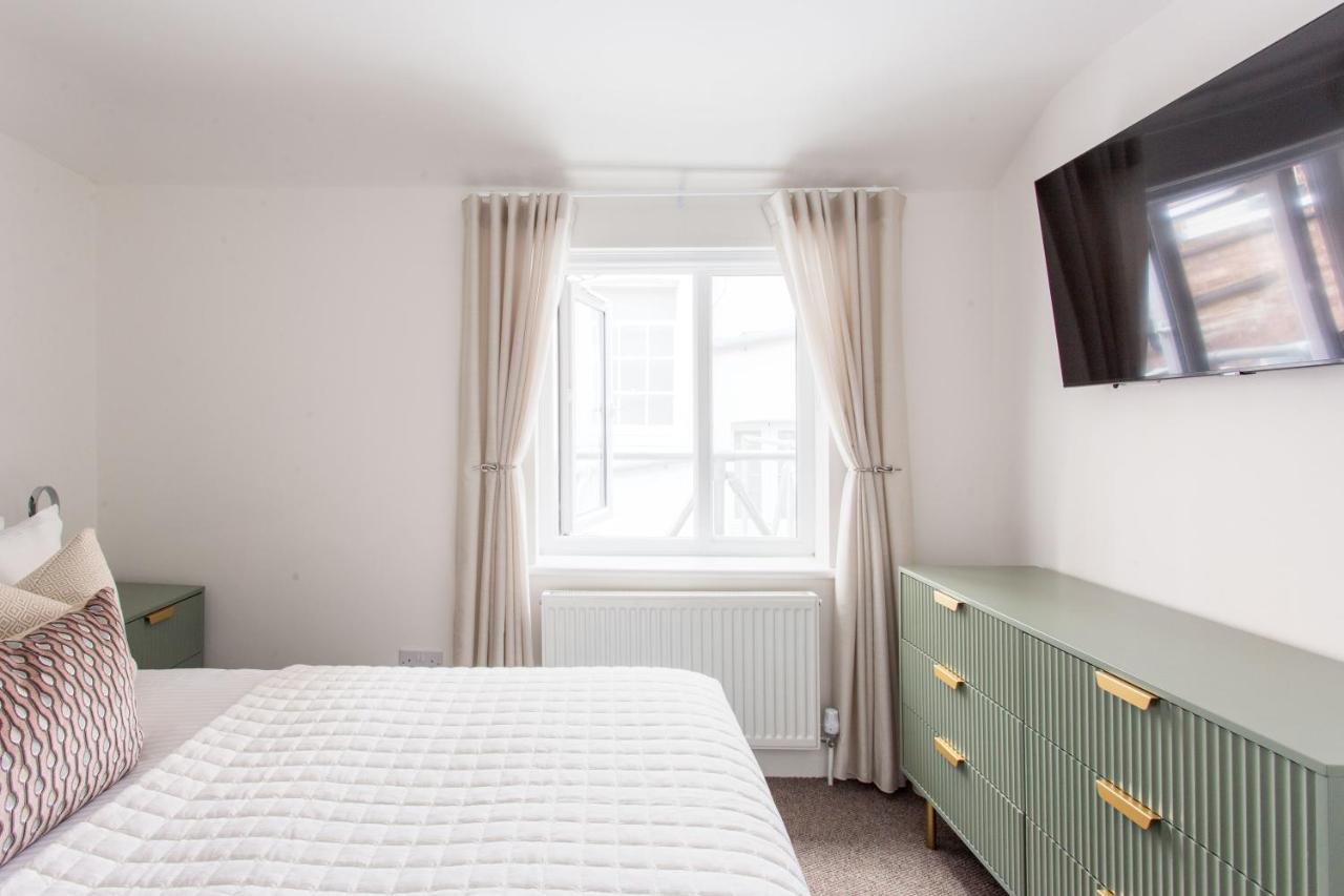 2 Bedroom In Covent Garden Sleeps 6 *