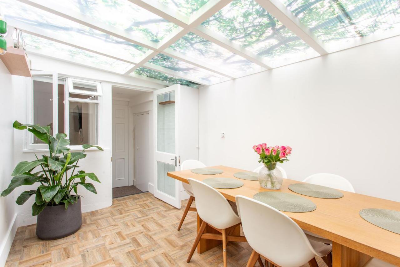 2 Bedroom In Covent Garden Sleeps 6 Apartment London