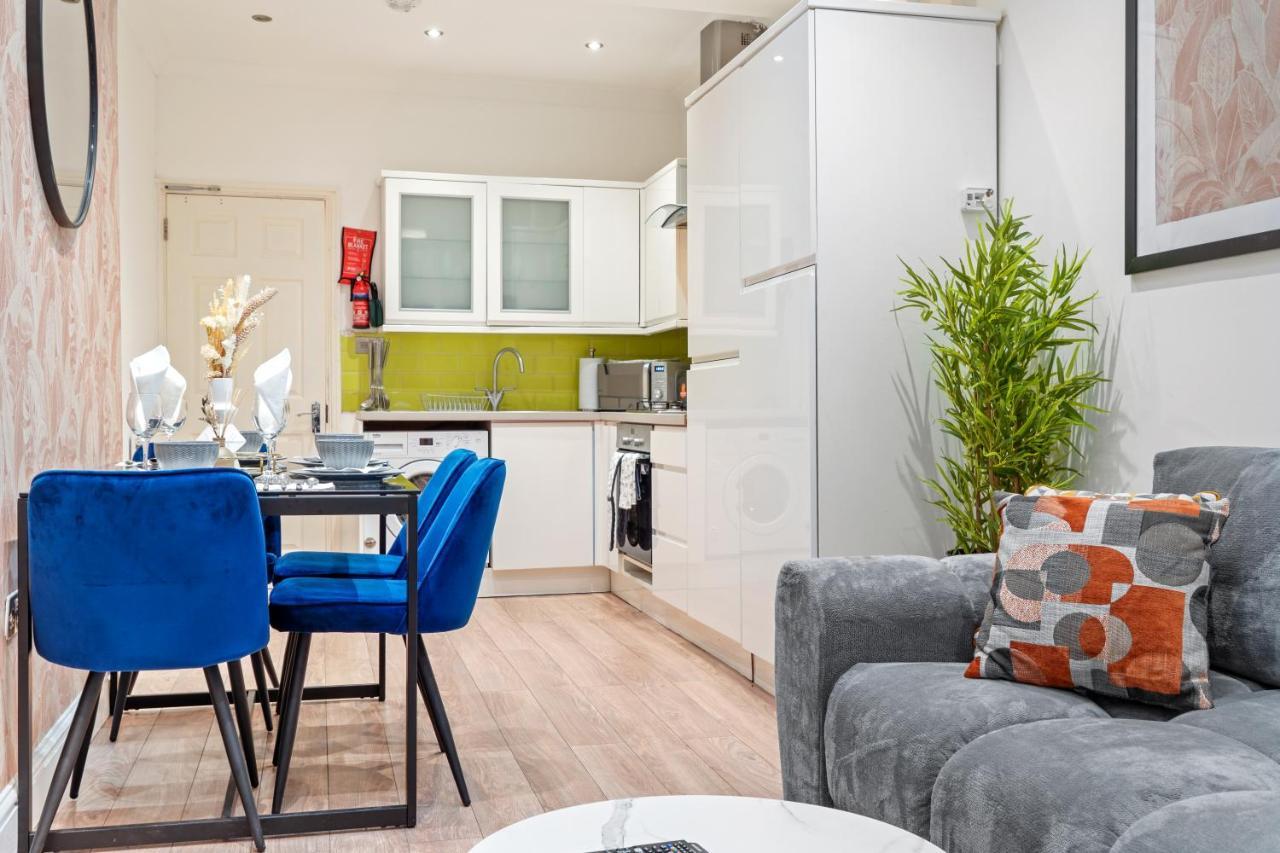 Stunning 3-bedroom In - Sleeps 8