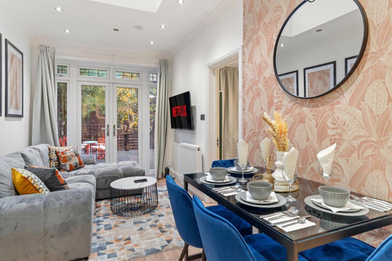 Stunning 3-bedroom In - Sleeps 8 * London