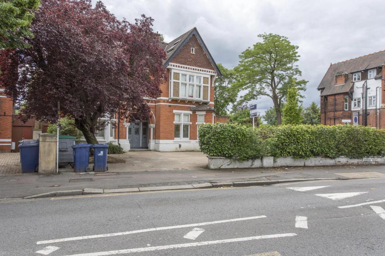Apartamento Stunning 4-bed In London-parking & Garden