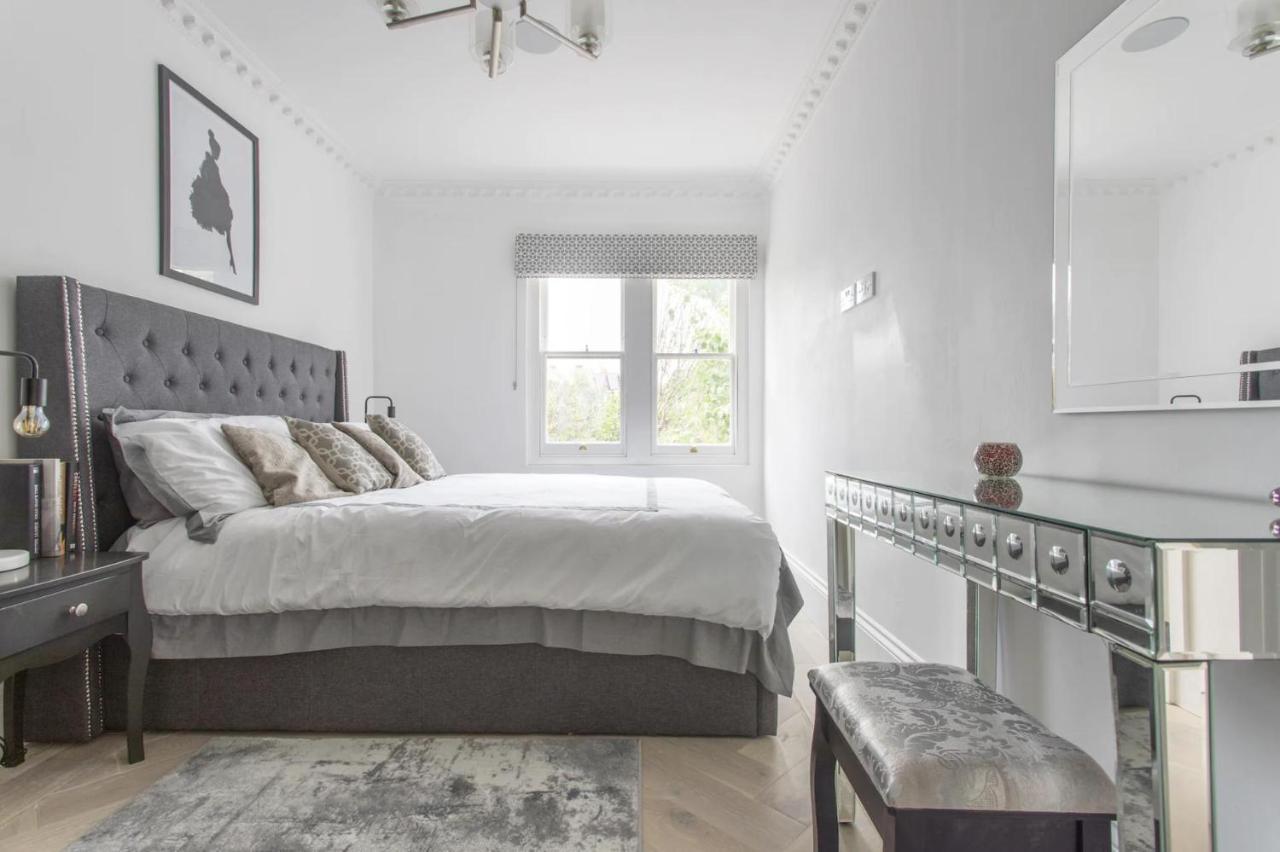 Stunning 4-bed In London-parking & Garden * Londres