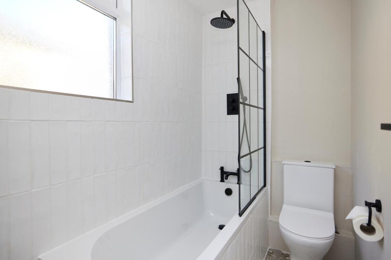 The Leyton Midland Crib - Cozy 2bdr Flat With Study + Garden Apartamento Londres