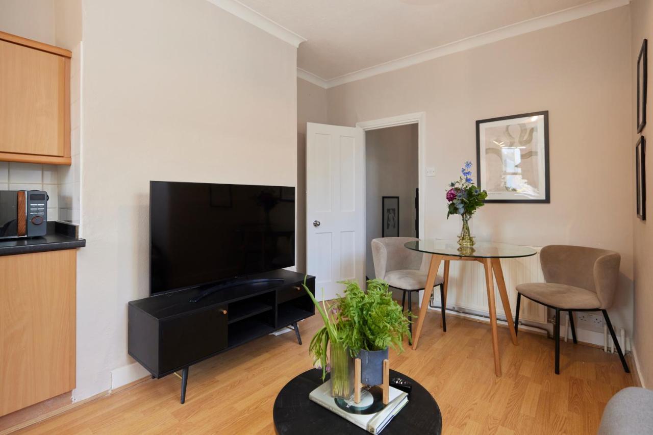 Apartamento The Leyton Midland Crib - Cozy 2bdr Flat With Study + Garden Londres