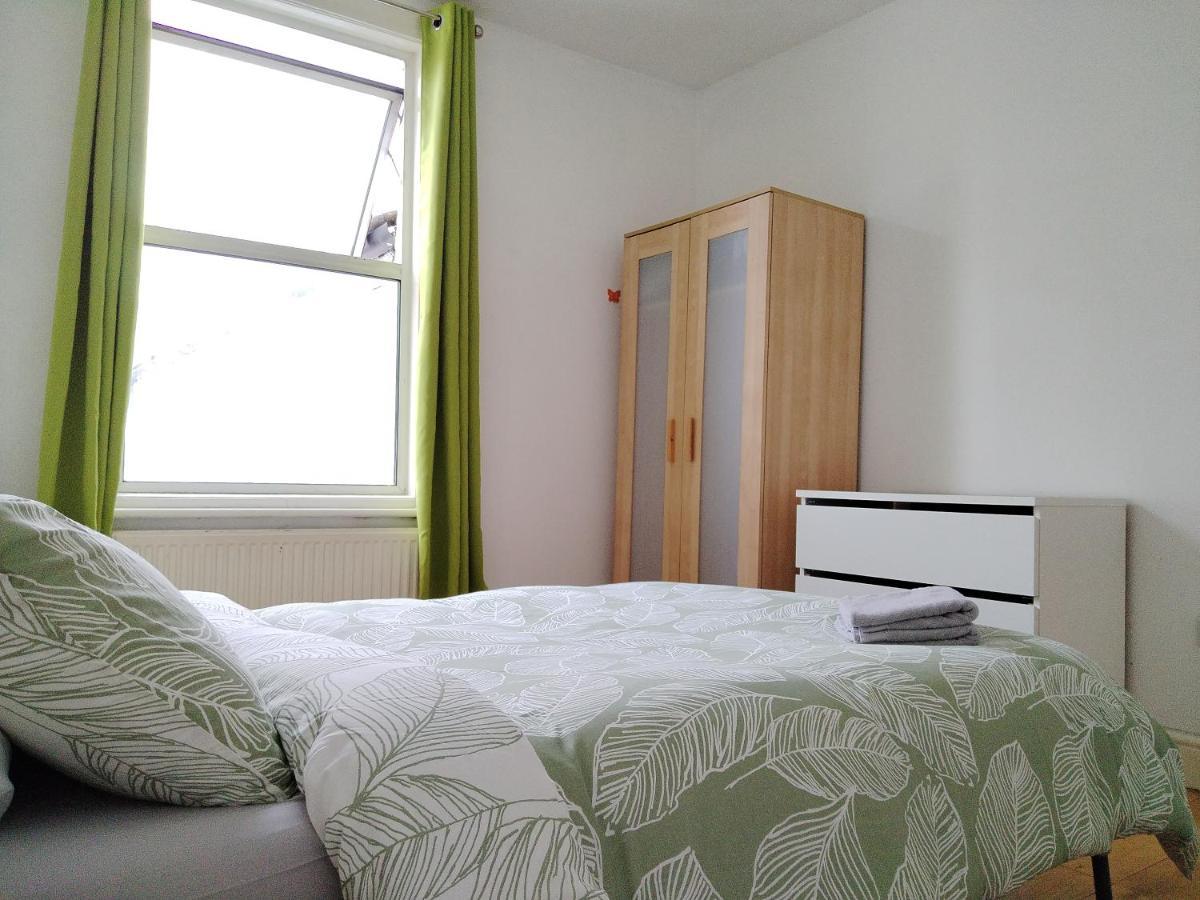 Casa de hóspedes Cosy Near Canary Wharf & The O2 *