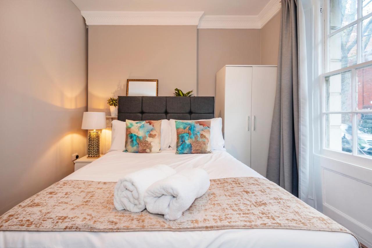 Hyde Park Modern Apartment *